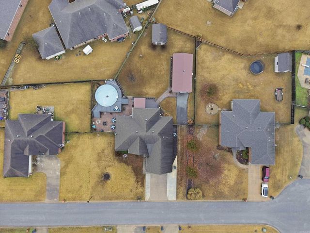 7 Palmer Ct, Searcy, AR 72143