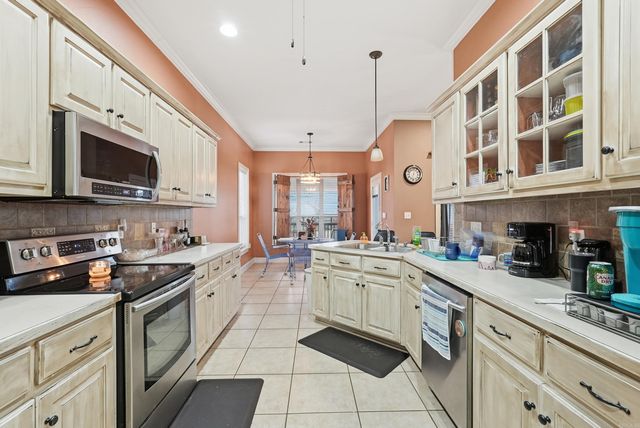 7 Palmer Ct, Searcy, AR 72143