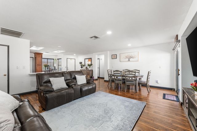37642 Simi Street, Palmdale, CA 93552