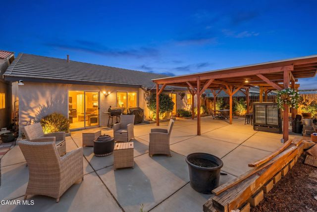 37642 Simi Street, Palmdale, CA 93552
