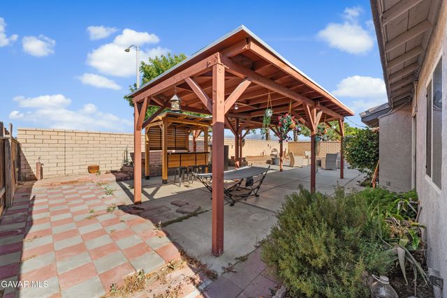 37642 Simi Street, Palmdale, CA 93552