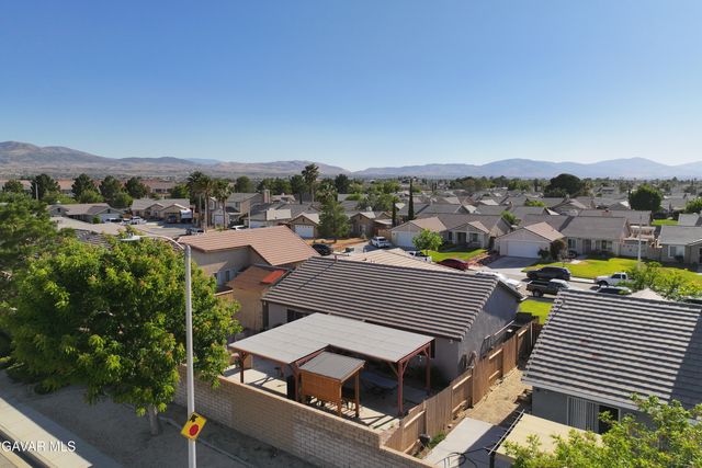 37642 Simi Street, Palmdale, CA 93552