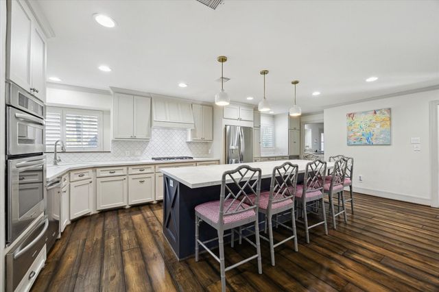 118 Matisse Drive, Houston, TX 77079