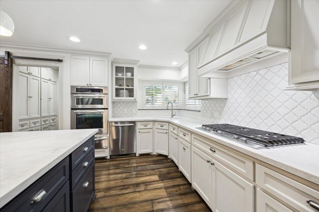 118 Matisse Drive, Houston, TX 77079