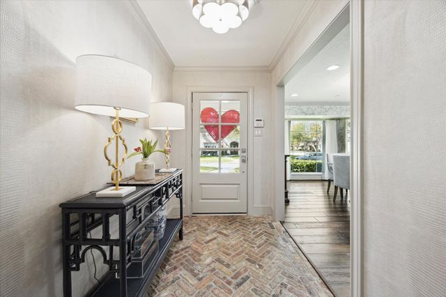 118 Matisse Drive, Houston, TX 77079