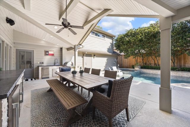 118 Matisse Drive, Houston, TX 77079