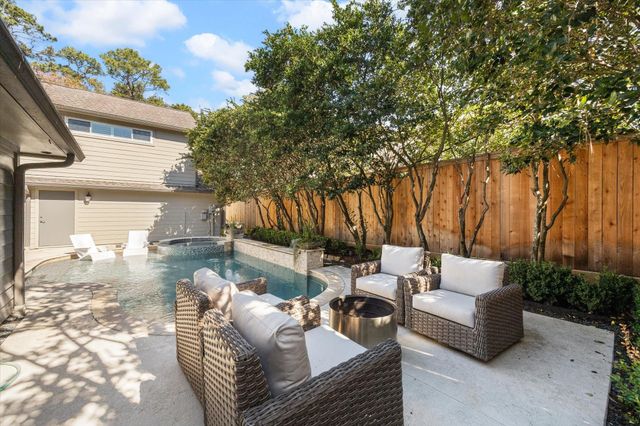 118 Matisse Drive, Houston, TX 77079