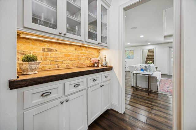 118 Matisse Drive, Houston, TX 77079