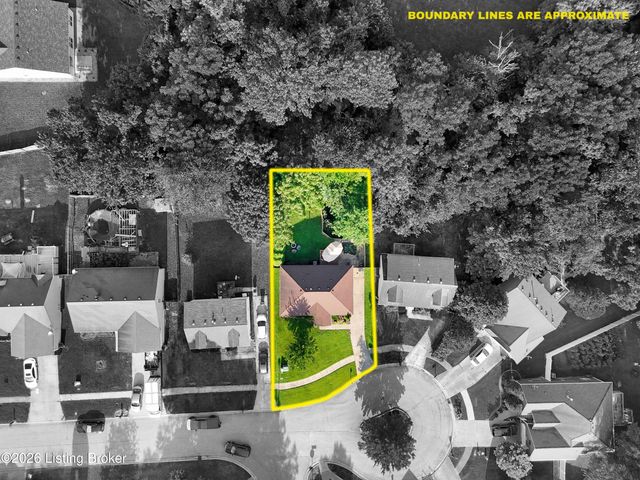 10115 Lancewood Rd, Louisville, KY 40229