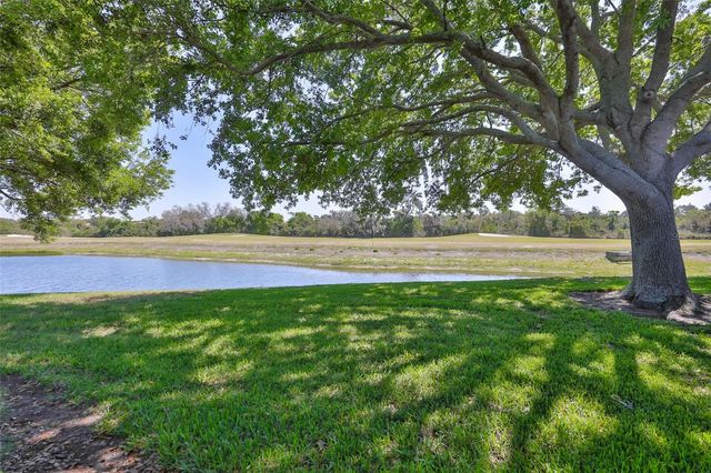 2023 ACADIA GREENS DRIVE 32, Sun City Center, FL 33573