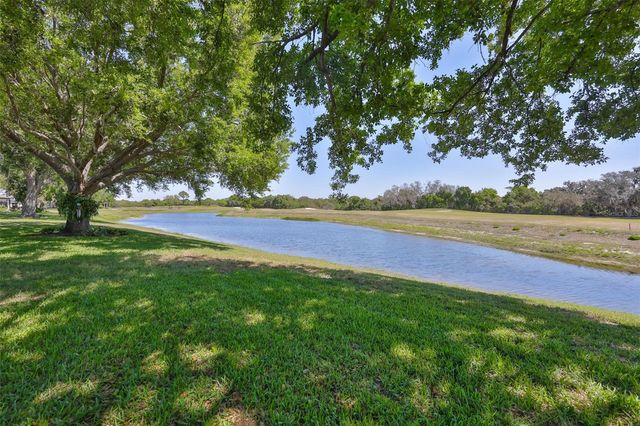 2023 ACADIA GREENS DRIVE 32, Sun City Center, FL 33573