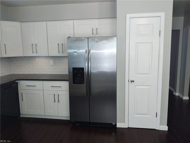 1921 Shepherds GATE, Chesapeake, VA 23320