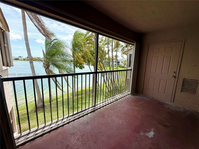 800 Independence Dr 800I, Homestead, FL 33034