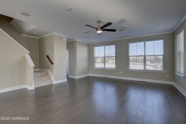 26 Mariveles Way, Eatontown, NJ 07724