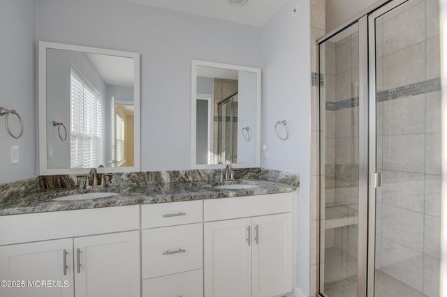 26 Mariveles Way, Eatontown, NJ 07724