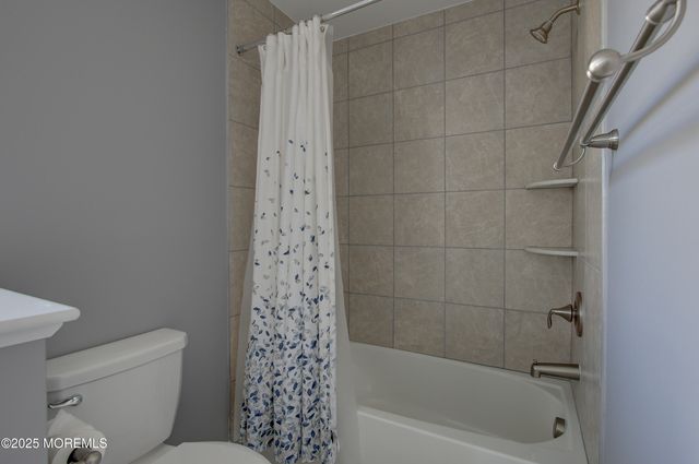 26 Mariveles Way, Eatontown, NJ 07724