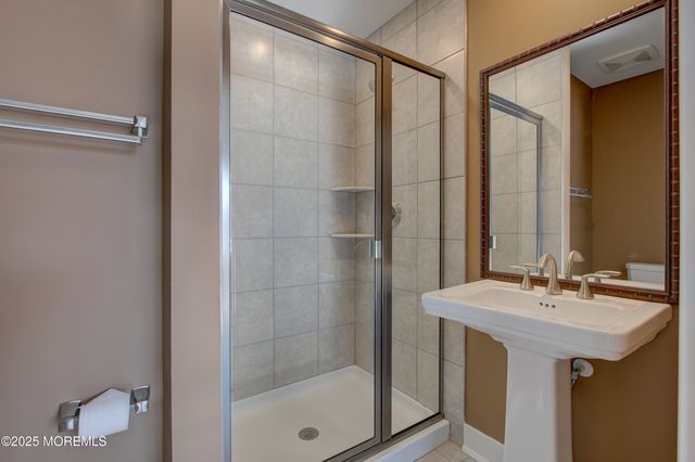 26 Mariveles Way, Eatontown, NJ 07724