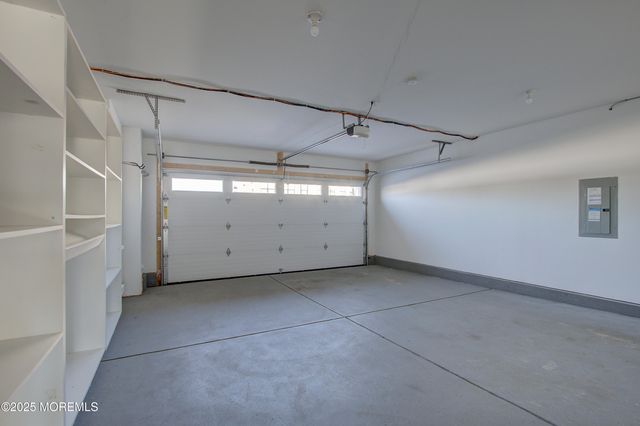 26 Mariveles Way, Eatontown, NJ 07724