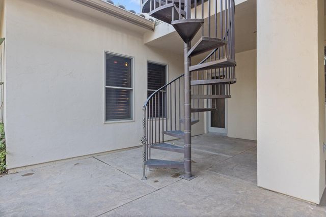 5034 W Firenze Avenue, Visalia, CA 93291