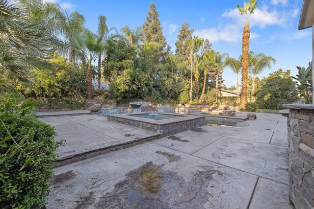 5034 W Firenze Avenue, Visalia, CA 93291