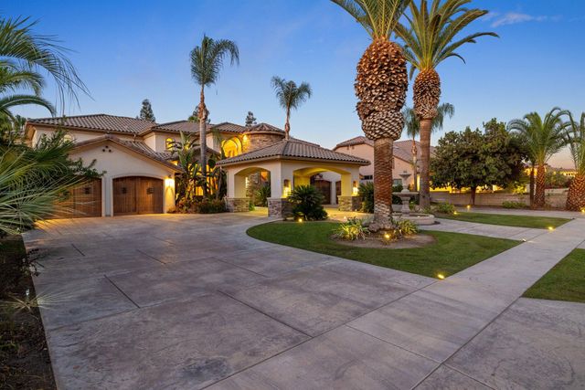 5034 W Firenze Avenue, Visalia, CA 93291