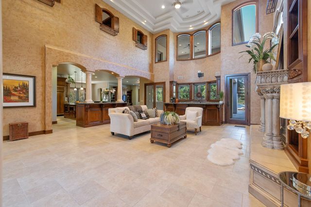 5034 W Firenze Avenue, Visalia, CA 93291