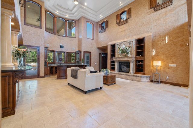 5034 W Firenze Avenue, Visalia, CA 93291