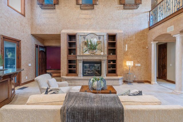 5034 W Firenze Avenue, Visalia, CA 93291