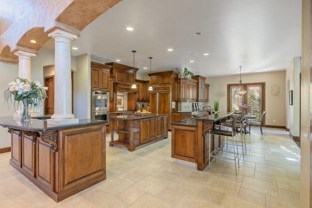 5034 W Firenze Avenue, Visalia, CA 93291