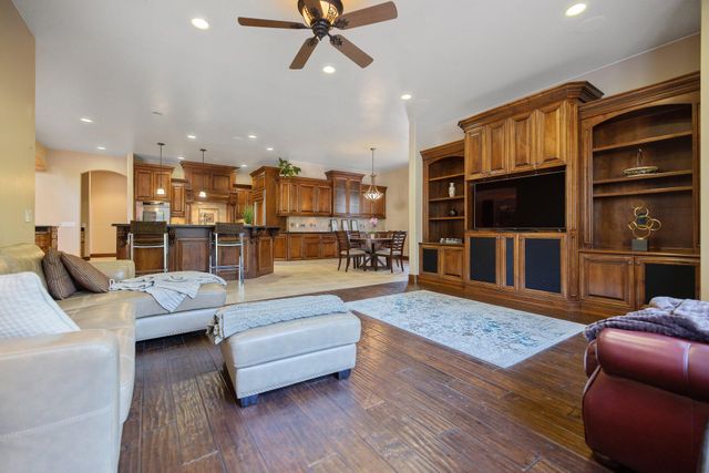 5034 W Firenze Avenue, Visalia, CA 93291