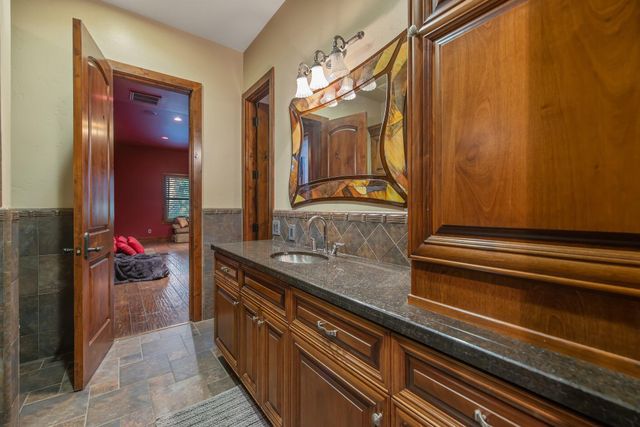 5034 W Firenze Avenue, Visalia, CA 93291