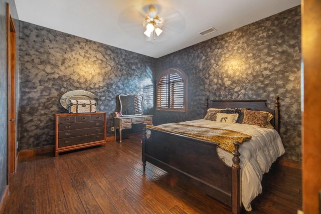 5034 W Firenze Avenue, Visalia, CA 93291