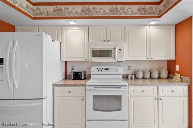 2921 Wynstone Drive, Sebring, FL 33875