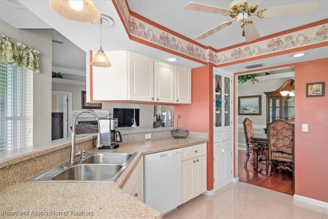 2921 Wynstone Drive, Sebring, FL 33875