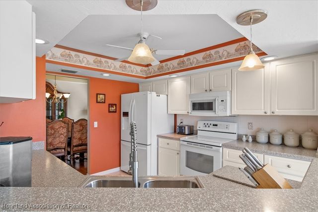 2921 Wynstone Drive, Sebring, FL 33875