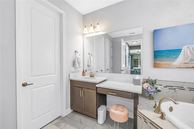 9141 WARM SPRINGS CIRCLE, Parrish, FL 34219