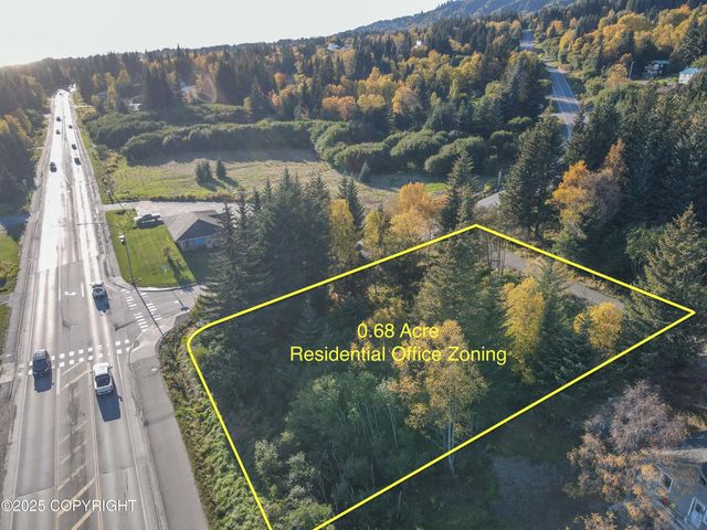 4410 E Hill Road, Homer, AK 99603