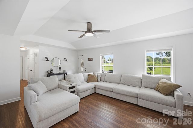225 Old Limestone Road W, York, SC 29745