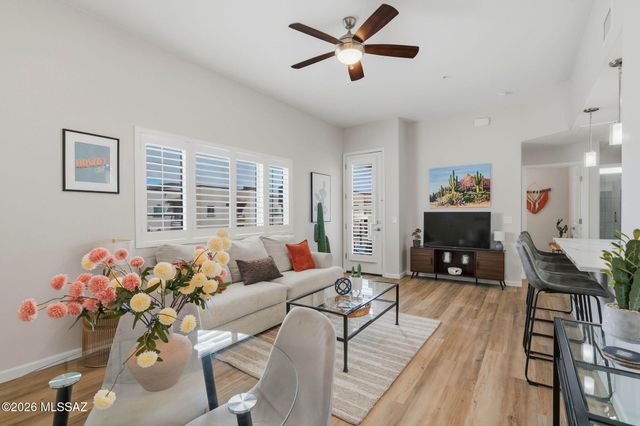 2034 E River Rd Unit 203, Tucson, AZ 85718
