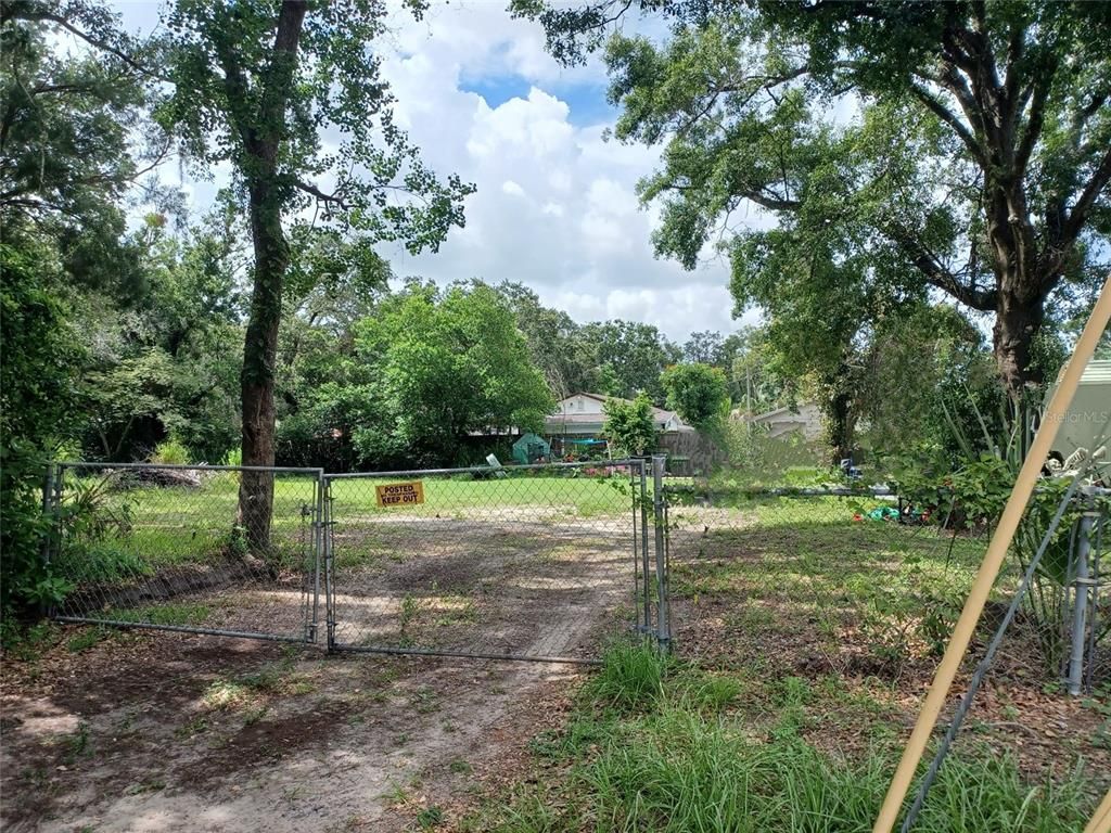 1802 E FAIRBANKS STREET, Tampa, FL 33604