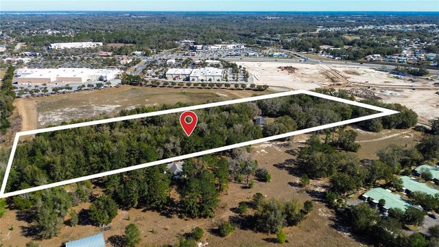 39725 CLAY AVENUE N, Lady Lake, FL 32159