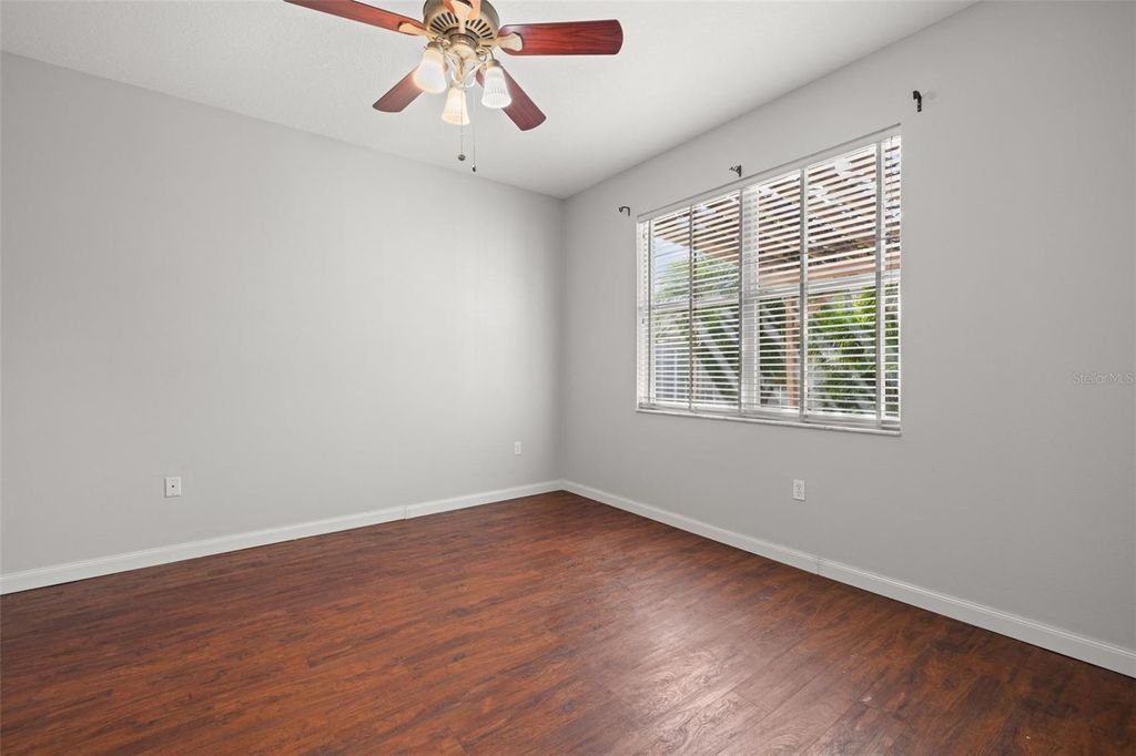 Image 16 of property listing at 1261 MILLBROOK CIRCLE, Bradenton, FL 34212