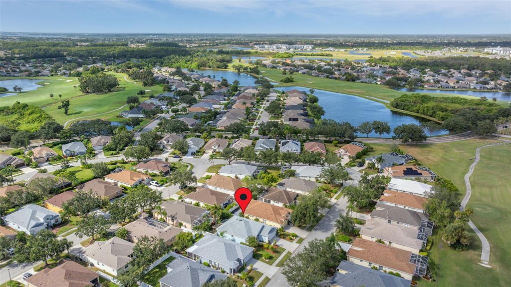 Image 37 of property listing at 1261 MILLBROOK CIRCLE, Bradenton, FL 34212