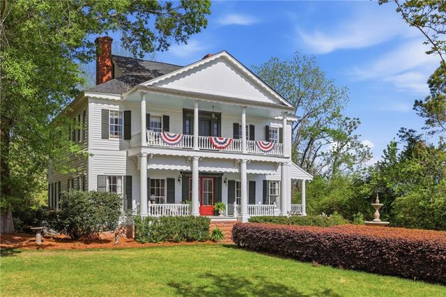 8075 Lakeview Road, Statesboro, GA 30461