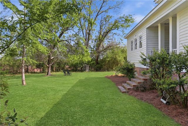 8075 Lakeview Road, Statesboro, GA 30461