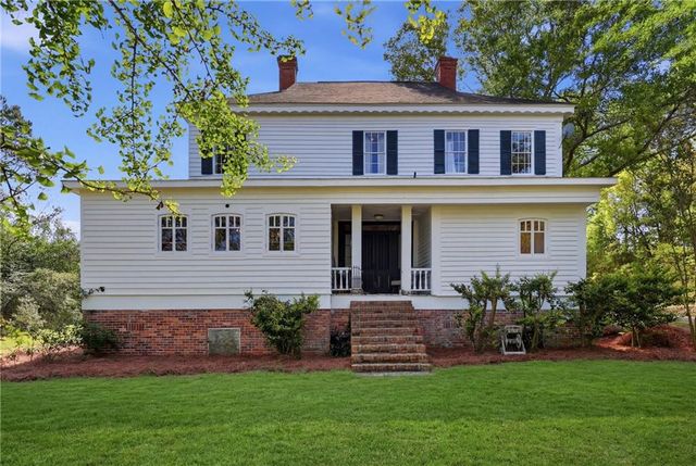 8075 Lakeview Road, Statesboro, GA 30461