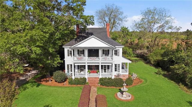 8075 Lakeview Road, Statesboro, GA 30461