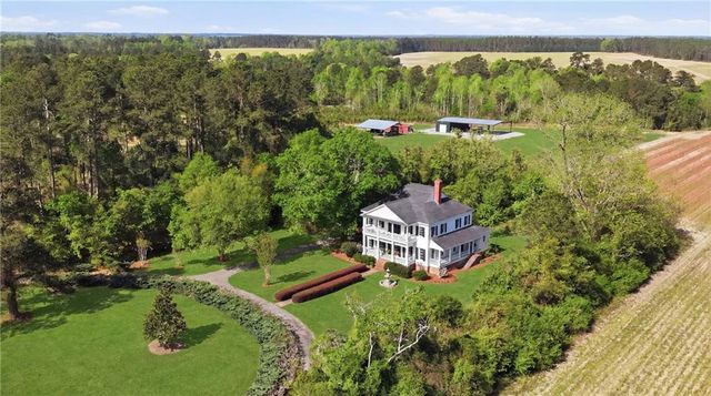 8075 Lakeview Road, Statesboro, GA 30461
