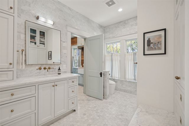 5507 Bryan Street, Dallas, TX 75206