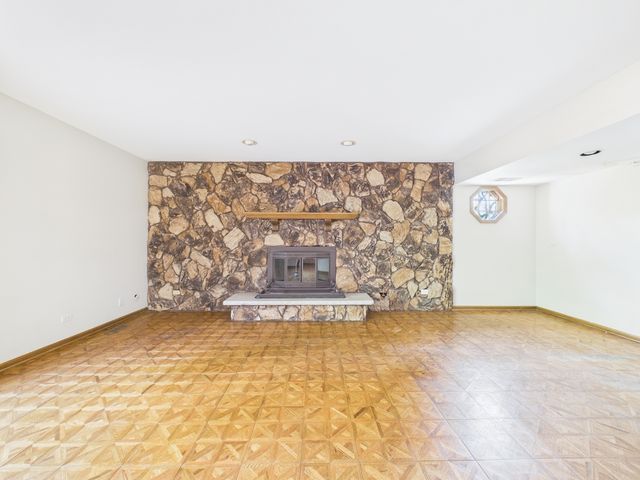 12735 S 84th Avenue, Palos Park, IL 60464